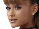:Ariana4: