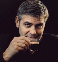 :George_Clooney_bois_un_cafe: