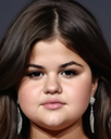 :selenagobese: