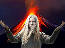 :AnyaVolcano: