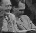 :lemecquirigoleautribunal: