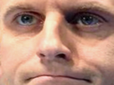 :Macron_zoom2: